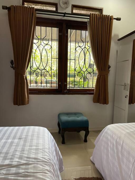 2 Floor With Natural Environment Rumah liburan Bandung