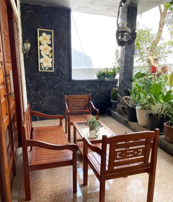 2 Floor With Natural Environment Bandung